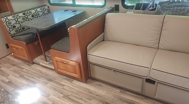 Click image for larger version

Name:	Dinette couch.jpg
Views:	148
Size:	165.8 KB
ID:	172177