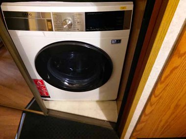 Click image for larger version

Name:	Washer Dryer.jpg
Views:	93
Size:	46.8 KB
ID:	172827