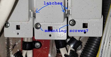 Click image for larger version

Name:	mounting screws copy.jpg
Views:	37
Size:	52.5 KB
ID:	181563
