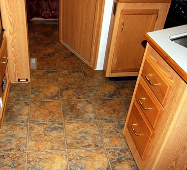 Click image for larger version

Name:	RV Floor Before and After 047Cropped620.jpg
Views:	381
Size:	75.9 KB
ID:	600
