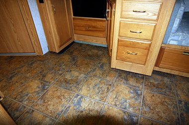 Click image for larger version

Name:	RV Floor Before and After 062Cropped620.jpg
Views:	384
Size:	97.1 KB
ID:	601