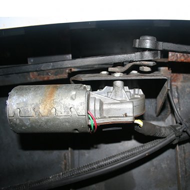 Click image for larger version

Name:	Windshield Wiper Motor.jpg
Views:	705
Size:	50.2 KB
ID:	993
